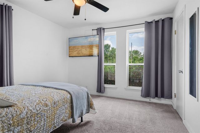 215 Pole Bridge Road, Seagoville, TX 75159