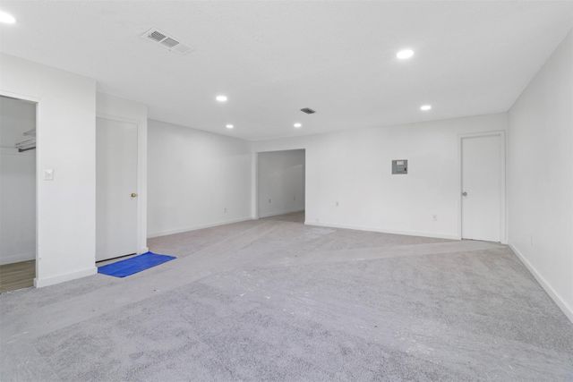 215 Pole Bridge Road, Seagoville, TX 75159