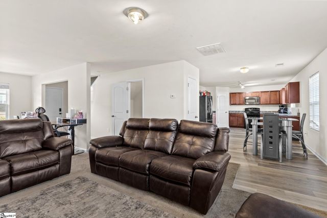 43 Jones Creek Circle, Greer, SC 29650