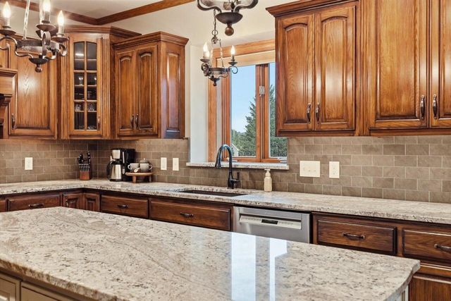 W346S9520 Jericho COURT, Eagle, WI 53119