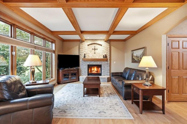 W346S9520 Jericho COURT, Eagle, WI 53119