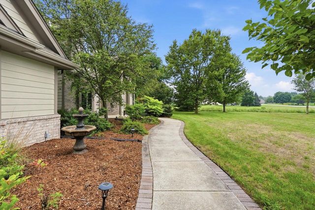 W346S9520 Jericho COURT, Eagle, WI 53119