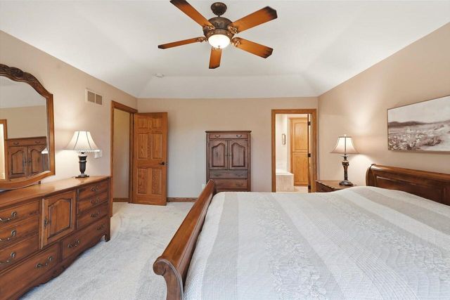 W346S9520 Jericho COURT, Eagle, WI 53119