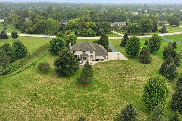 W346S9520 Jericho COURT, Eagle, WI 53119