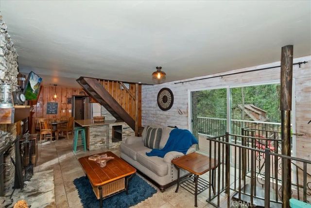 770 Cottage Grove, Lake Arrowhead, CA 92352