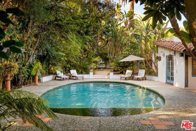 549 HOT SPRINGS Road, Santa Barbara, CA 93108