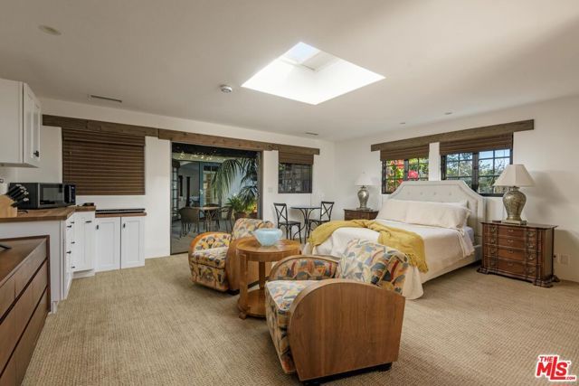 549 HOT SPRINGS Road, Santa Barbara, CA 93108