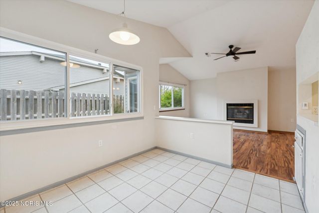 710 Hilltop Lane, Toledo, OH 43615