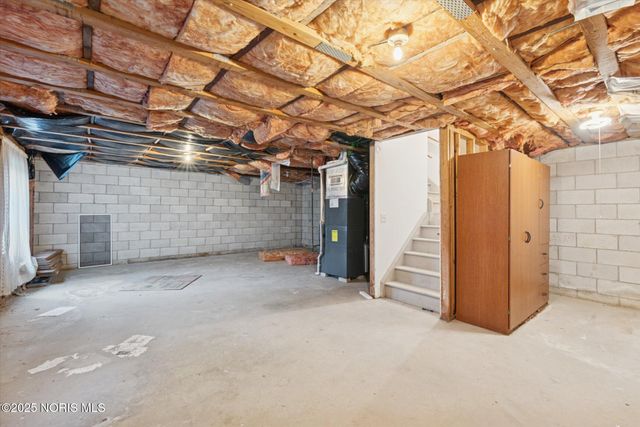 710 Hilltop Lane, Toledo, OH 43615