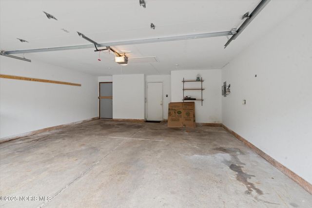 710 Hilltop Lane, Toledo, OH 43615