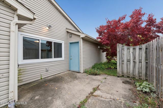 710 Hilltop Lane, Toledo, OH 43615