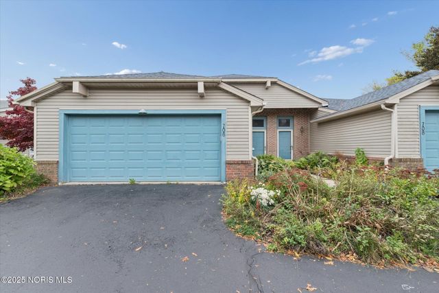 710 Hilltop Lane, Toledo, OH 43615