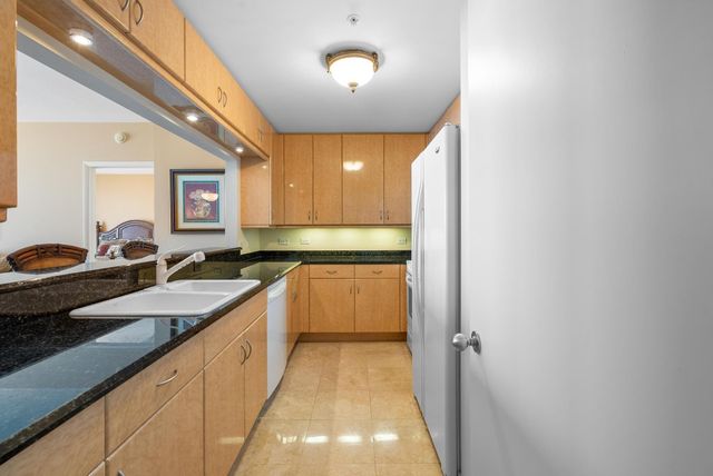 801 Brickell Key Blvd 2903, Miami, FL 33131