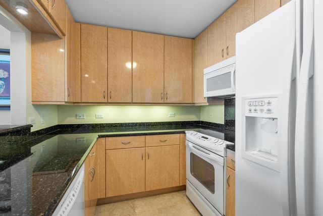 801 Brickell Key Blvd 2903, Miami, FL 33131