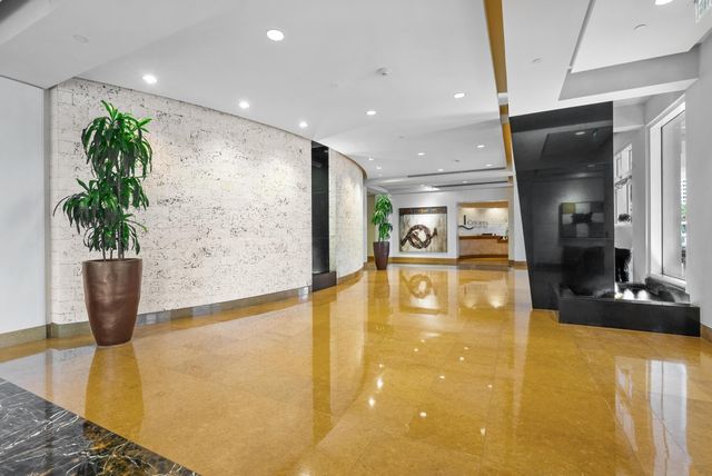 801 Brickell Key Blvd 2903, Miami, FL 33131