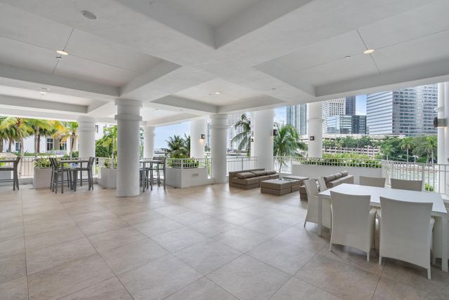 801 Brickell Key Blvd 2903, Miami, FL 33131
