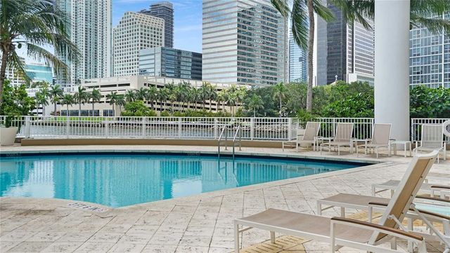 801 Brickell Key Blvd 2903, Miami, FL 33131