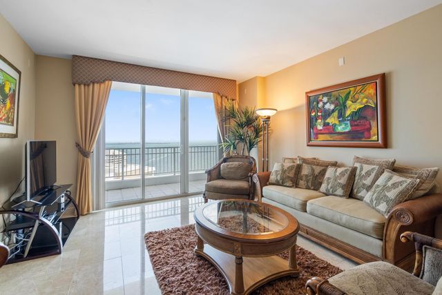 801 Brickell Key Blvd 2903, Miami, FL 33131