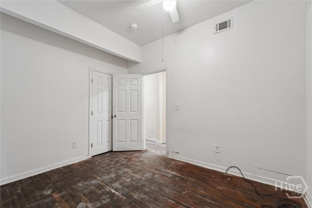 Image 19 of property listing at 818 W 37th Street, Savannah, GA 31415