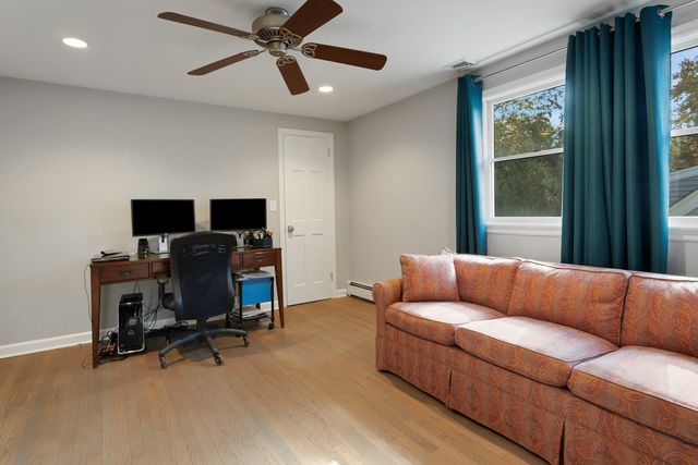 30 Lindsey Avenue, Stamford, CT 06905