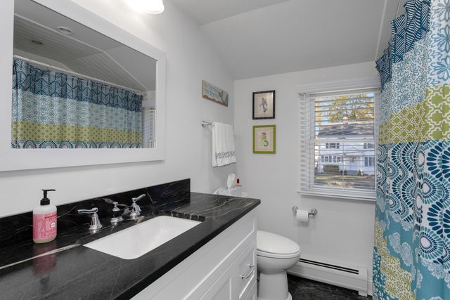 30 Lindsey Avenue, Stamford, CT 06905