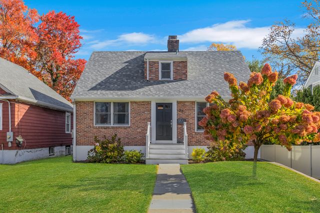 30 Lindsey Avenue, Stamford, CT 06905