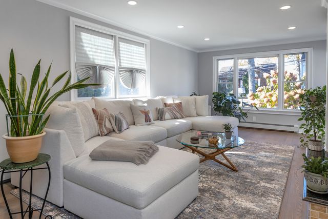 30 Lindsey Avenue, Stamford, CT 06905