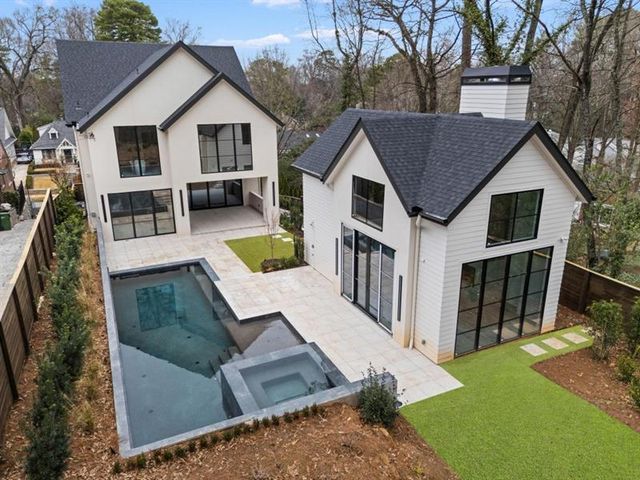 843 Yorkshire Road, Atlanta, GA 30306