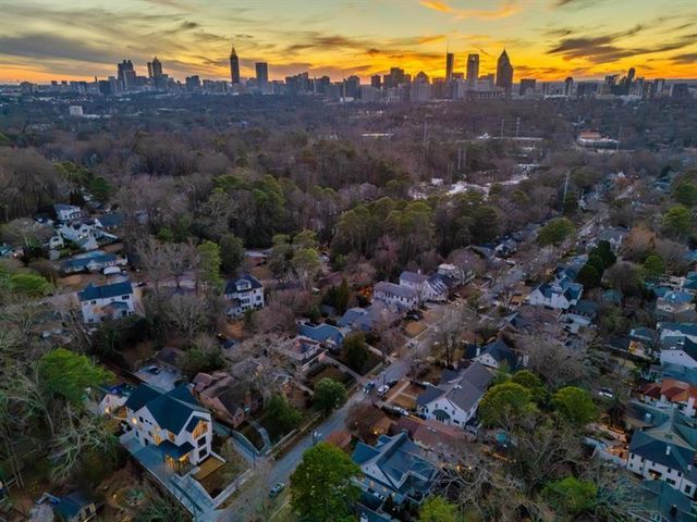 843 Yorkshire Road, Atlanta, GA 30306