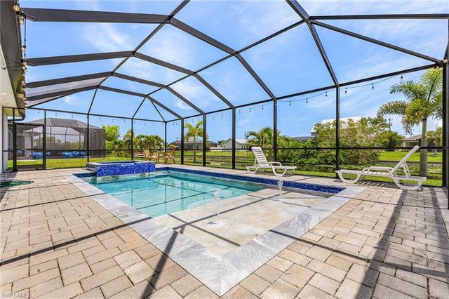 1015 SW 15th PL, Cape Coral, FL 33991