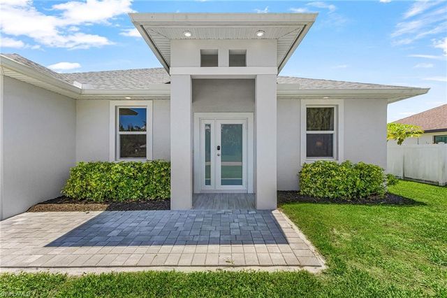 1015 SW 15th PL, Cape Coral, FL 33991
