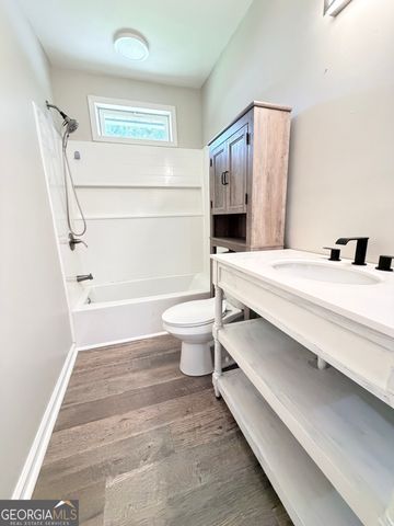213 N Lee Street, Lagrange, GA 30240