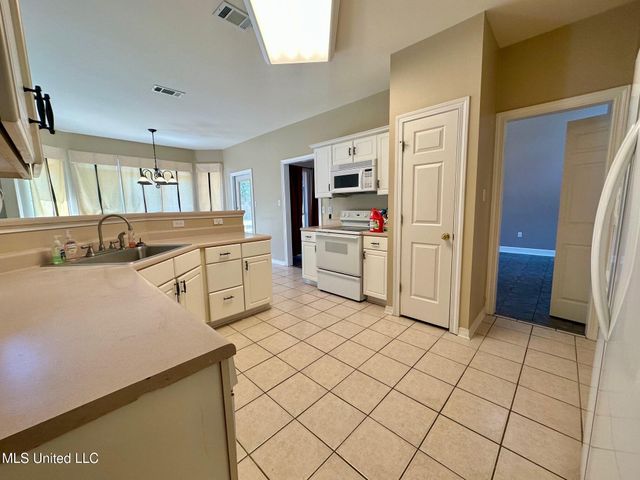 153 Spence Drive, Pass Christian, MS 39571