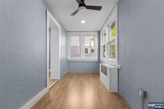 16 Palisade Avenue, Bergenfield, NJ 07621