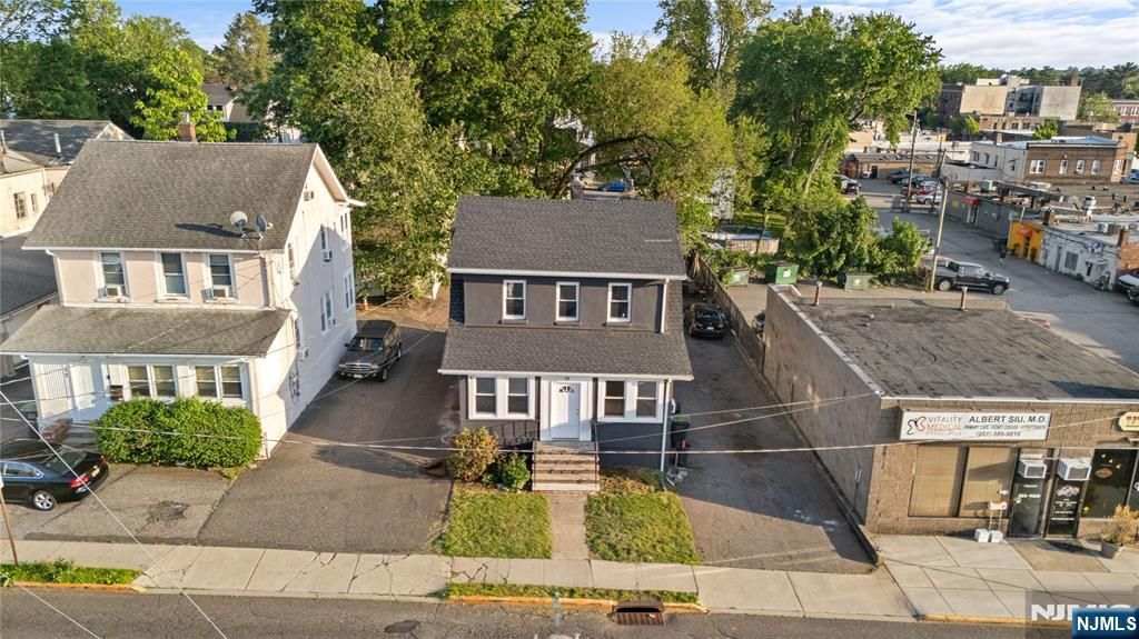 16 Palisade Avenue, Bergenfield, NJ 07621