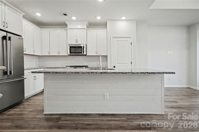 2037 Statesville Avenue, Charlotte, NC 28206