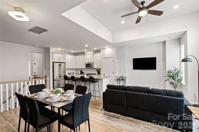 2037 Statesville Avenue, Charlotte, NC 28206