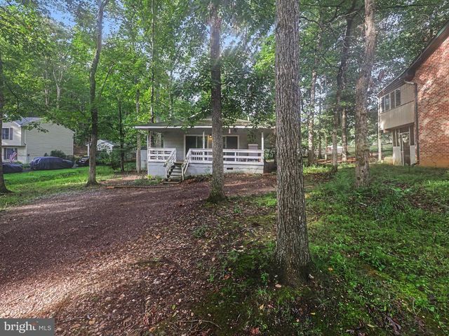 3612 LAKEVIEW PKWY, Locust Grove, VA 22508