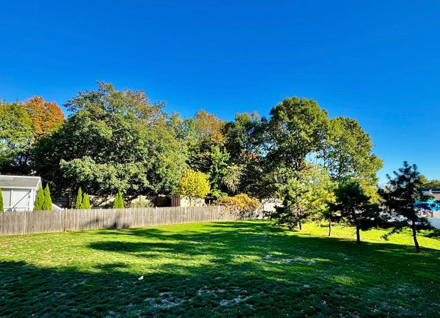 400 West Street, Braintree, MA 02184
