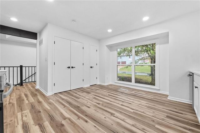 6012 Woodside Avenue, Kansas City, MO 64133
