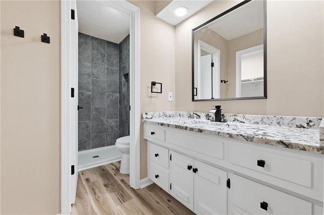 6012 Woodside Avenue, Kansas City, MO 64133