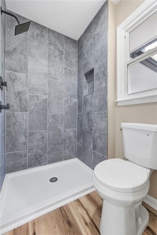 6012 Woodside Avenue, Kansas City, MO 64133