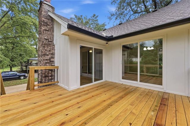 6012 Woodside Avenue, Kansas City, MO 64133