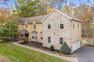 21 Angus Ln, Warren Twp., NJ 07059