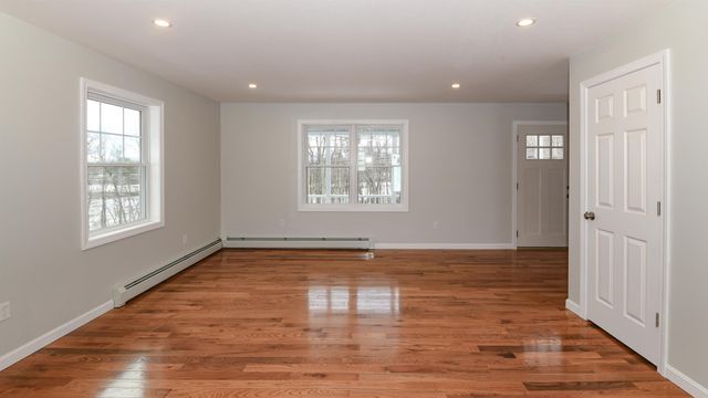 363 Main Street, Fryeburg, ME 04037