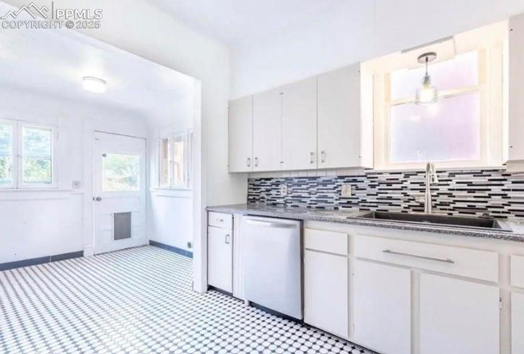 116 W Adams Avenue, Pueblo, CO 81004 — photo 4