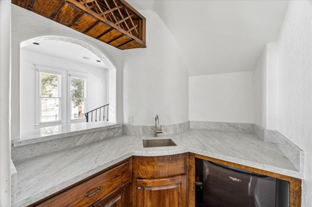 1408 W 23rd Street, Houston, TX 77008