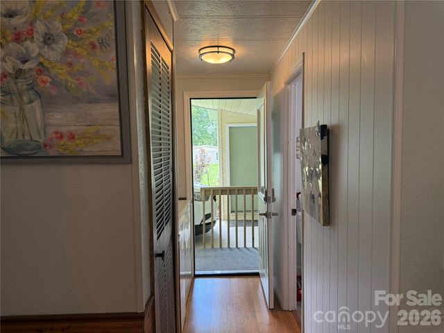 227 Cranbrook Circle, Hendersonville, NC 28792