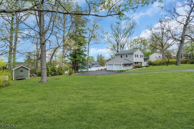 51 Chestnut St, New Providence Boro, NJ 07974