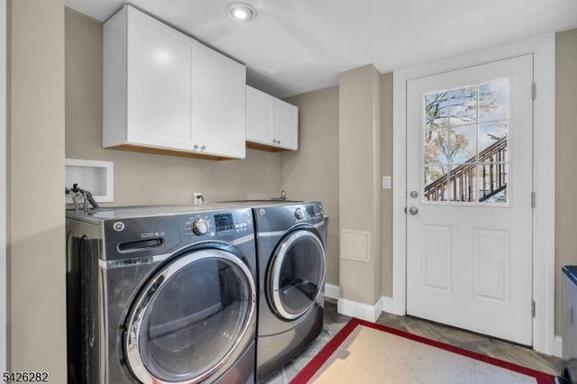 51 Chestnut St, New Providence Boro, NJ 07974